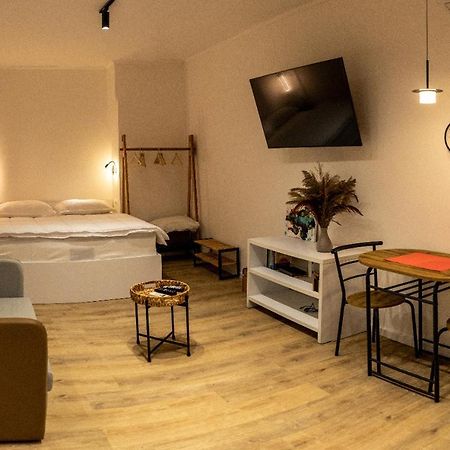 Blloku Studio Apartament Τίρανα Εξωτερικό φωτογραφία